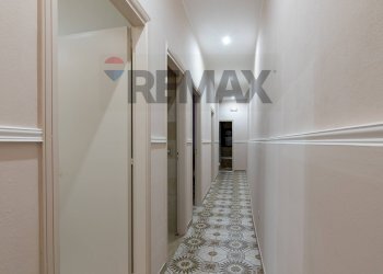 Hall / corridoio - Apartment via ludovico ariosto
 
89, Floridia - photo 11
