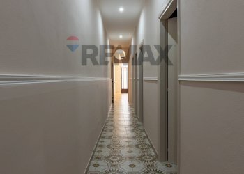 Hall / corridoio - Apartment via ludovico ariosto
 
89, Floridia - photo 24
