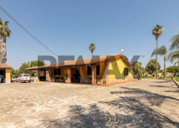 Casa all\'aperto - Villa VIA MONTALE
 
1, Melilli - foto 2