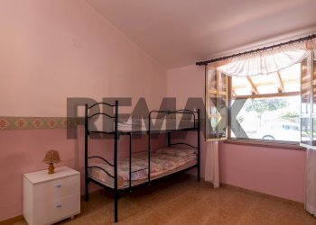Camera / camera da letto - Villa VIA MONTALE
 
1, Melilli - foto 27
