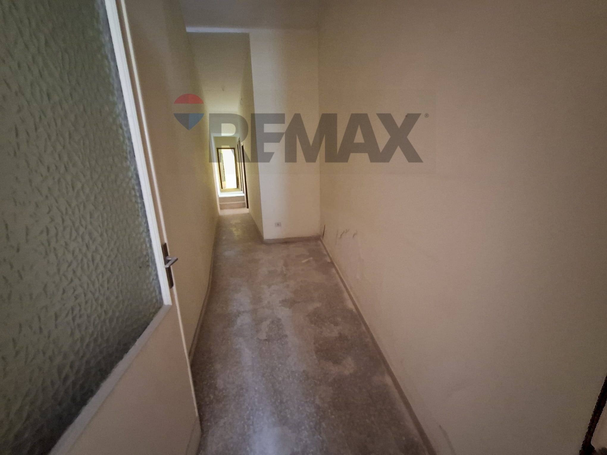 Hall / corridoio - Independent house via megara
 
68 72, Augusta - photo 2