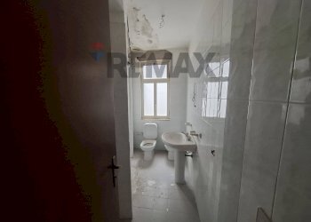 Bagno - Independent house via megara
 
68 72, Augusta - photo 7