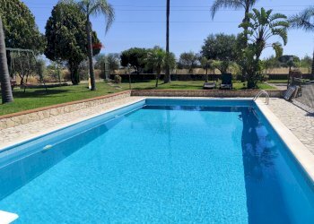 Piscina - Villa via montale
 
1, Melilli - foto 2