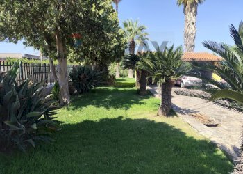Giardino - Villa via montale
 
1, Melilli - foto 27