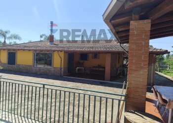 Balcone - Villa via montale
 
1, Melilli - foto 30