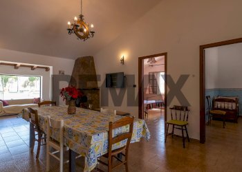 Sala da pranzo - Villa via montale
 
1, Melilli - photo 5
