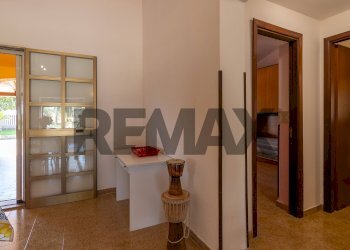Hall / corridoio - Villa via montale
 
1, Melilli - photo 21