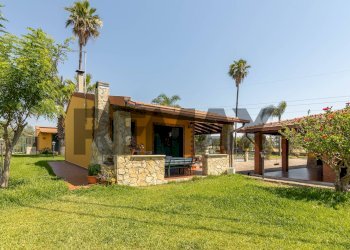 Casa all\'aperto - Villa via montale
 
1, Melilli - photo 28