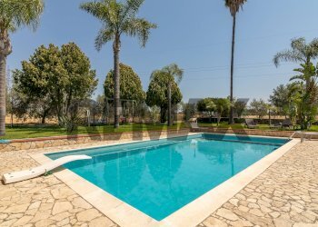 Piscina - Villa via montale
 
1, Melilli - photo 34