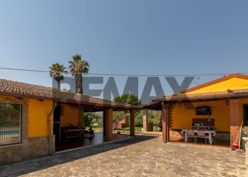 Casa all\'aperto - Villa via montale
 
1, Melilli - photo 39