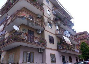 Edificio all\'aperto - Three-room apartment Via R. Caravaglios
1/A, Caserta - photo 22