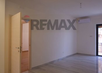 Stanza vuota - Three-room apartment Via R. Caravaglios
1/A, Caserta - photo 4
