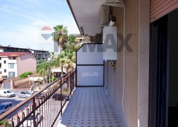 Balcone - Three-room apartment Via R. Caravaglios
1/A, Caserta - photo 7