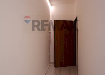 Hall / corridoio - Three-room apartment Via R. Caravaglios
1/A, Caserta - photo 18