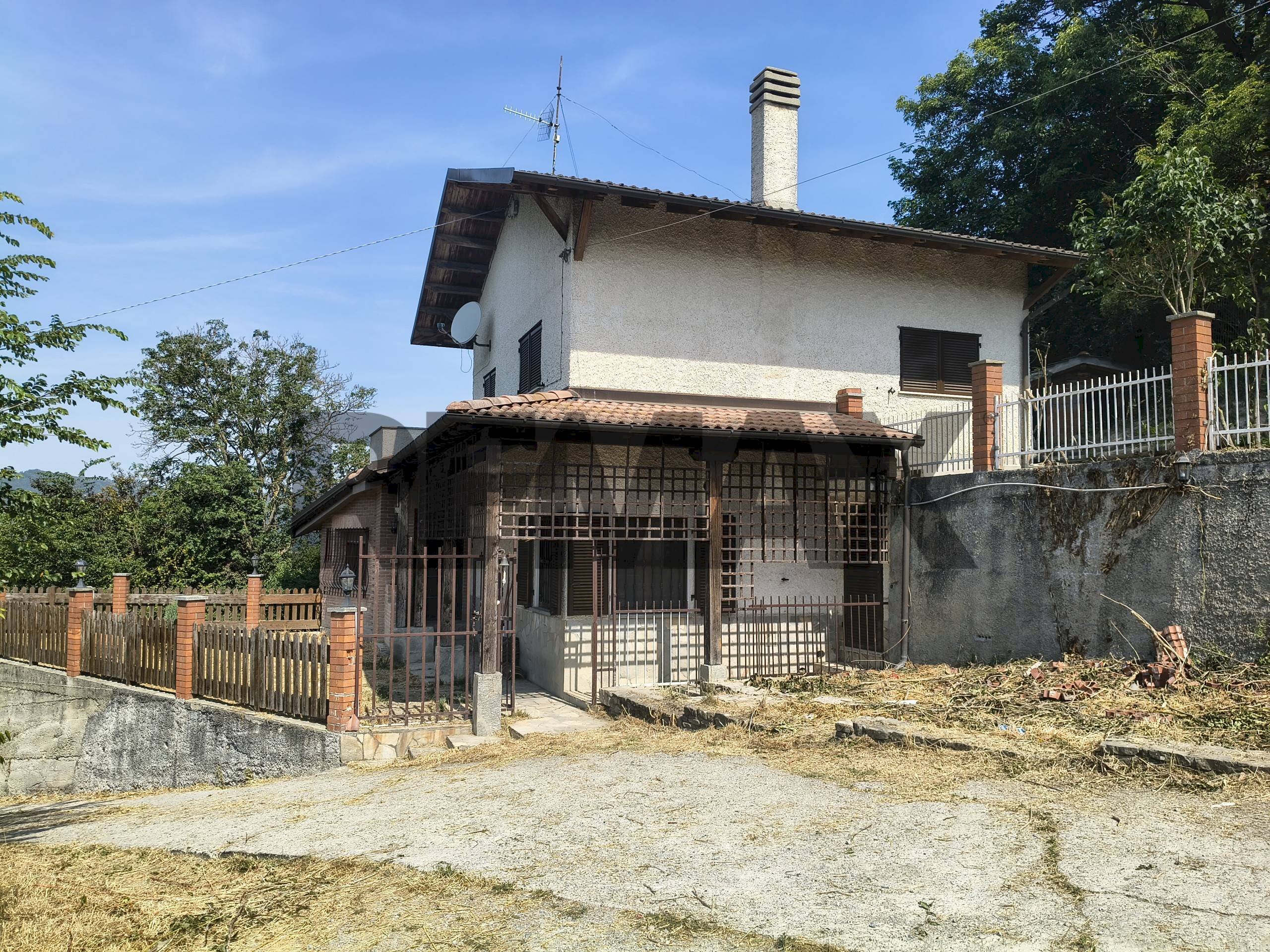 Casa all\'aperto - Casa indipendente Località Gorrette
 
2, Millesimo - foto 2