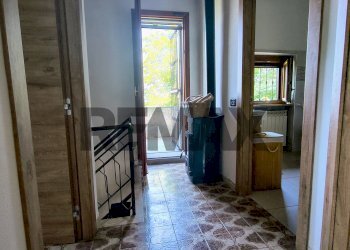 Hall / corridoio - Independent house Località Gorrette
 
2, Millesimo - photo 21