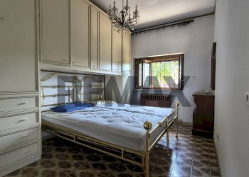 Camera / camera da letto - Independent house Località Gorrette
 
2, Millesimo - photo 23