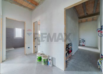 Hall / corridoio - Three-room apartment Via Nazionale Adriatica
 
89, Roseto degli Abruzzi - photo 18