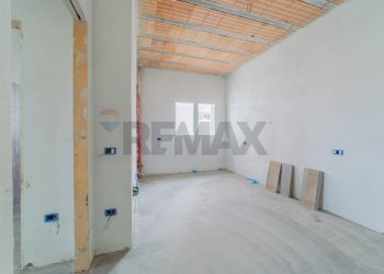 Stanza vuota - Three-room apartment Via Nazionale Adriatica
 
89, Roseto degli Abruzzi - photo 20