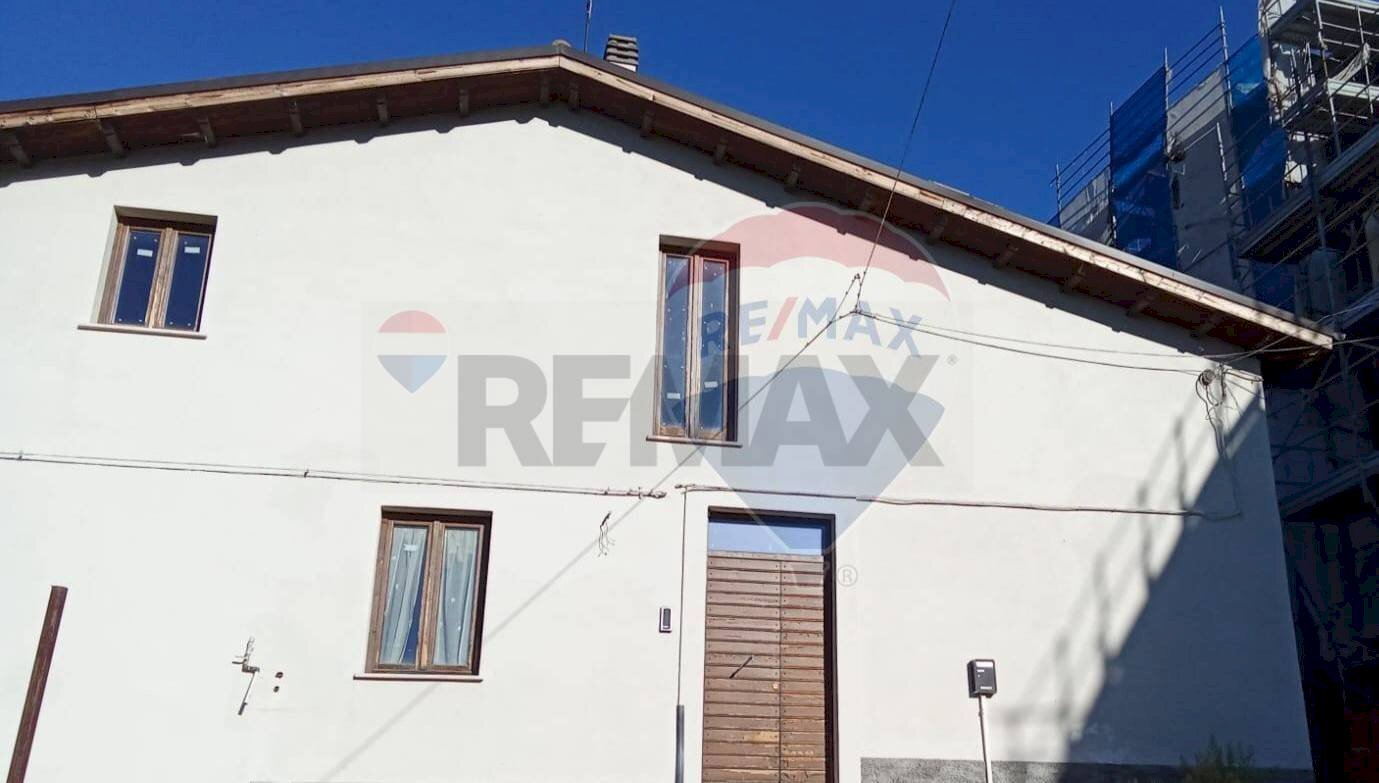 Casa all\'aperto - Casa semi indipendente Via Baglietto
 
15, Castelvecchio Subequo - foto 1