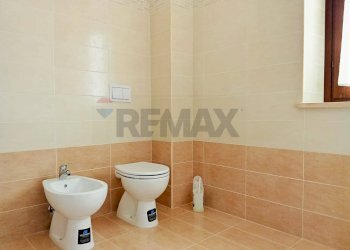 Bagno - Casa semi indipendente Via Baglietto
 
15, Castelvecchio Subequo - foto 10