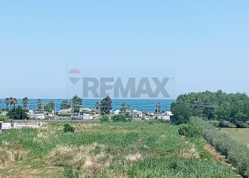 Edificio all\'aperto - Two-room apartment VIA NAZIONALE ADRIATICA
 
89, Roseto degli Abruzzi - photo 4