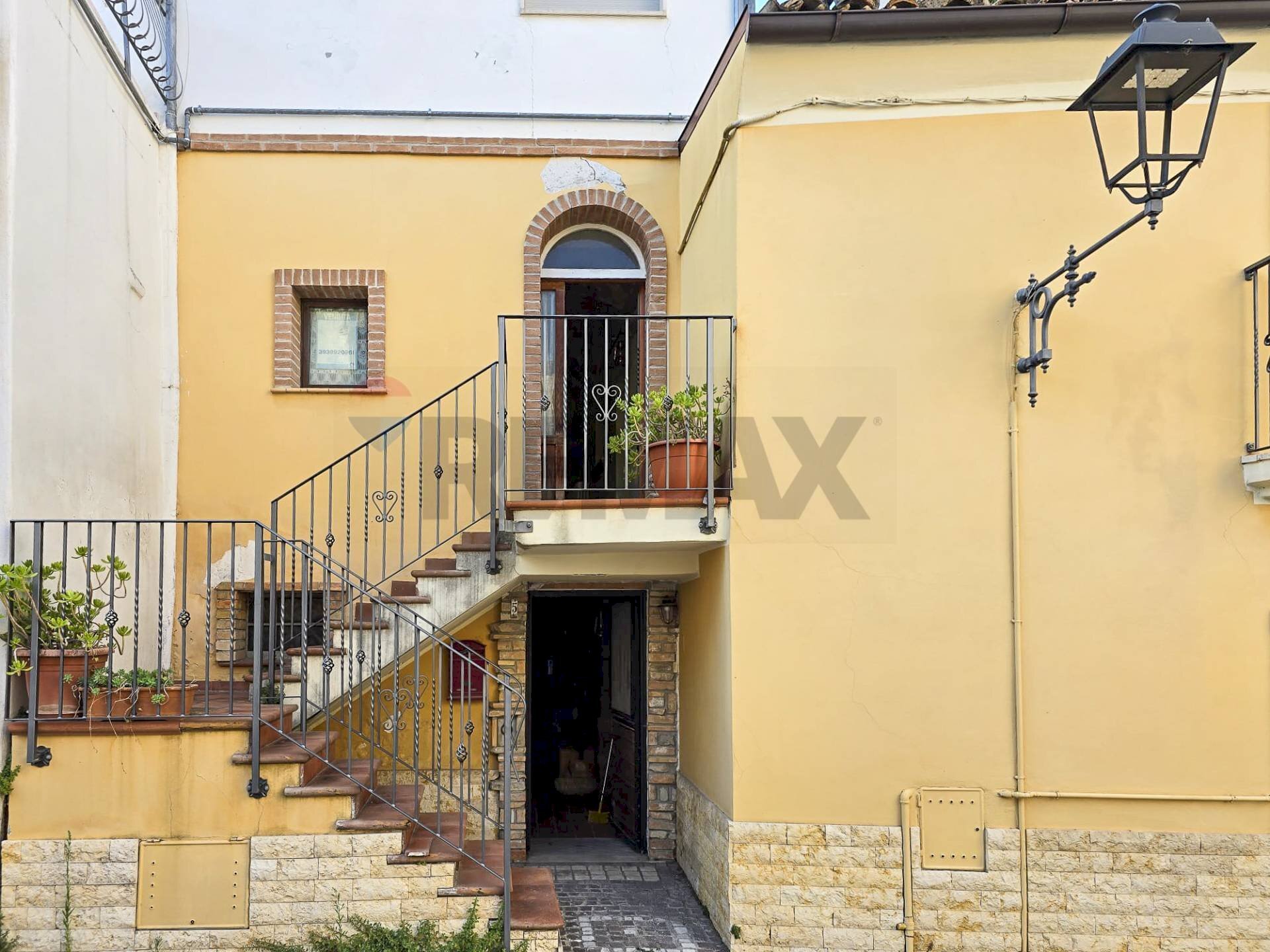 facciata - Semi-detached house viale dello sport
1, Carpineto della Nora - photo 3