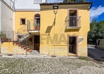 Casa all\'aperto - Semi-detached house viale dello sport
 
1, Carpineto della Nora - photo 2