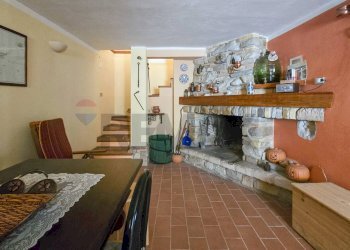 Sala da pranzo - Semi-detached house viale dello sport
 
1, Carpineto della Nora - photo 6