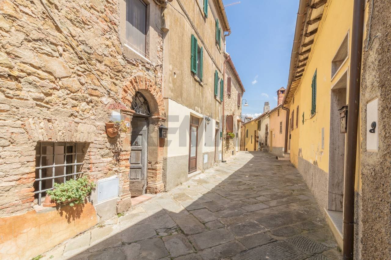 Edificio all\'aperto - Trilocale Cavour
23, Magliano in Toscana - foto 3