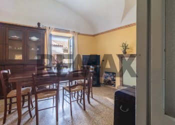 Sala da pranzo - Trilocale Via Montebello
 
32, Ischia di Castro - foto 8