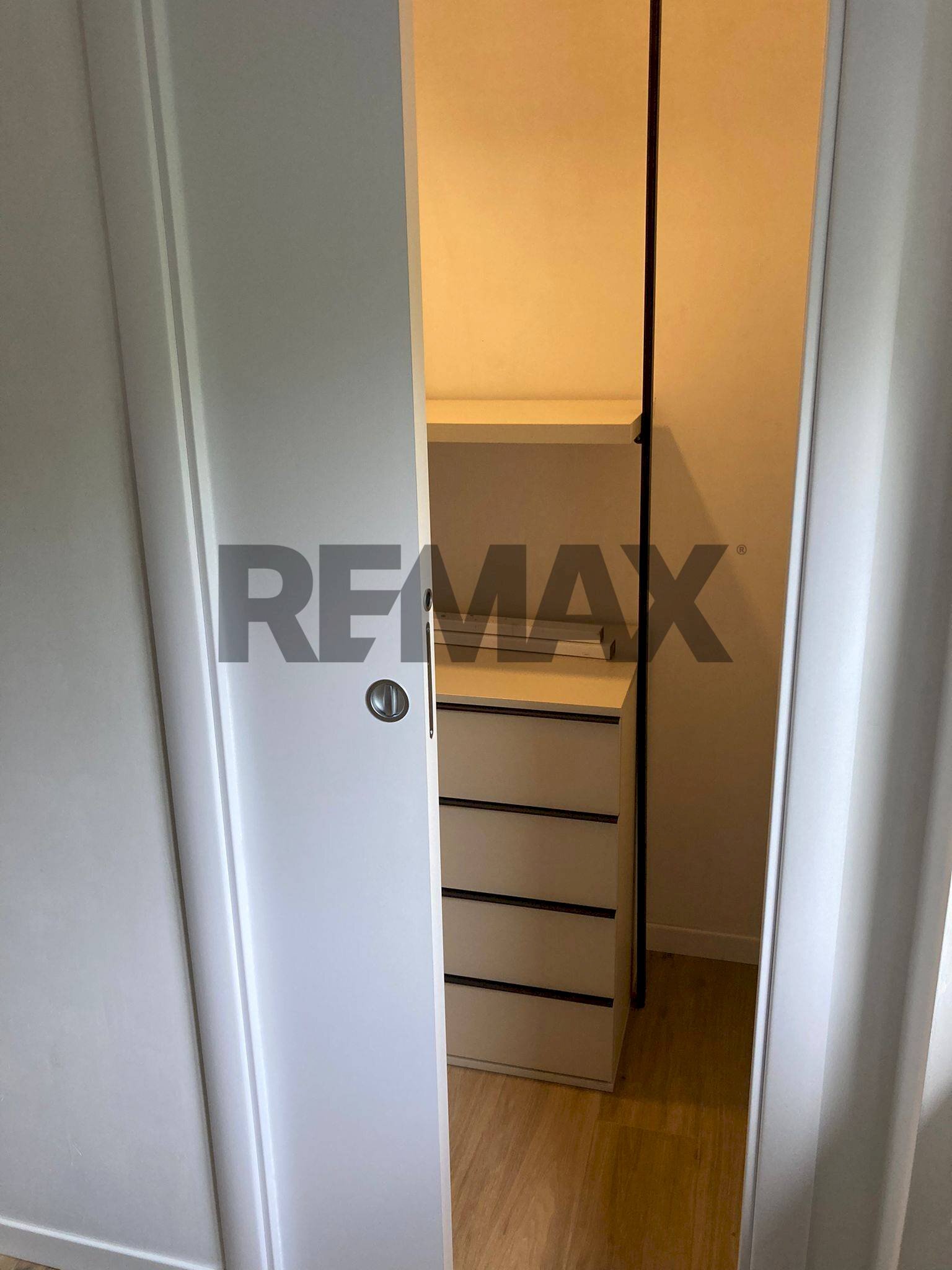Dettagli - Two-room apartment PIAZZA CHIESA
11, Rho - photo 3