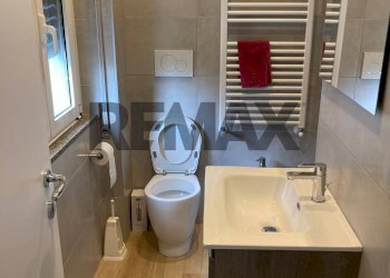 Bagno - Two-room apartment PIAZZA CHIESA
 
11, Rho - photo 13