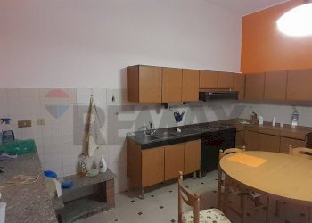 Cucina - Casa semi indipendente vico II° Tenente Tancredi
 
1, Solopaca - foto 5
