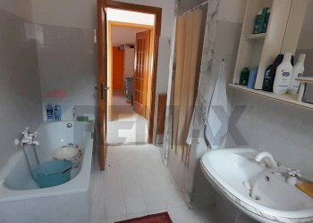Bagno - Casa semi indipendente vico II° Tenente Tancredi
 
1, Solopaca - foto 20