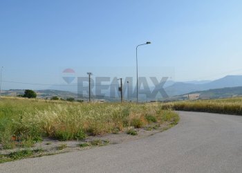 Vista delle montagne - Terreno edificabile contrada pescare
 
snc, Fragneto Monforte - foto 12