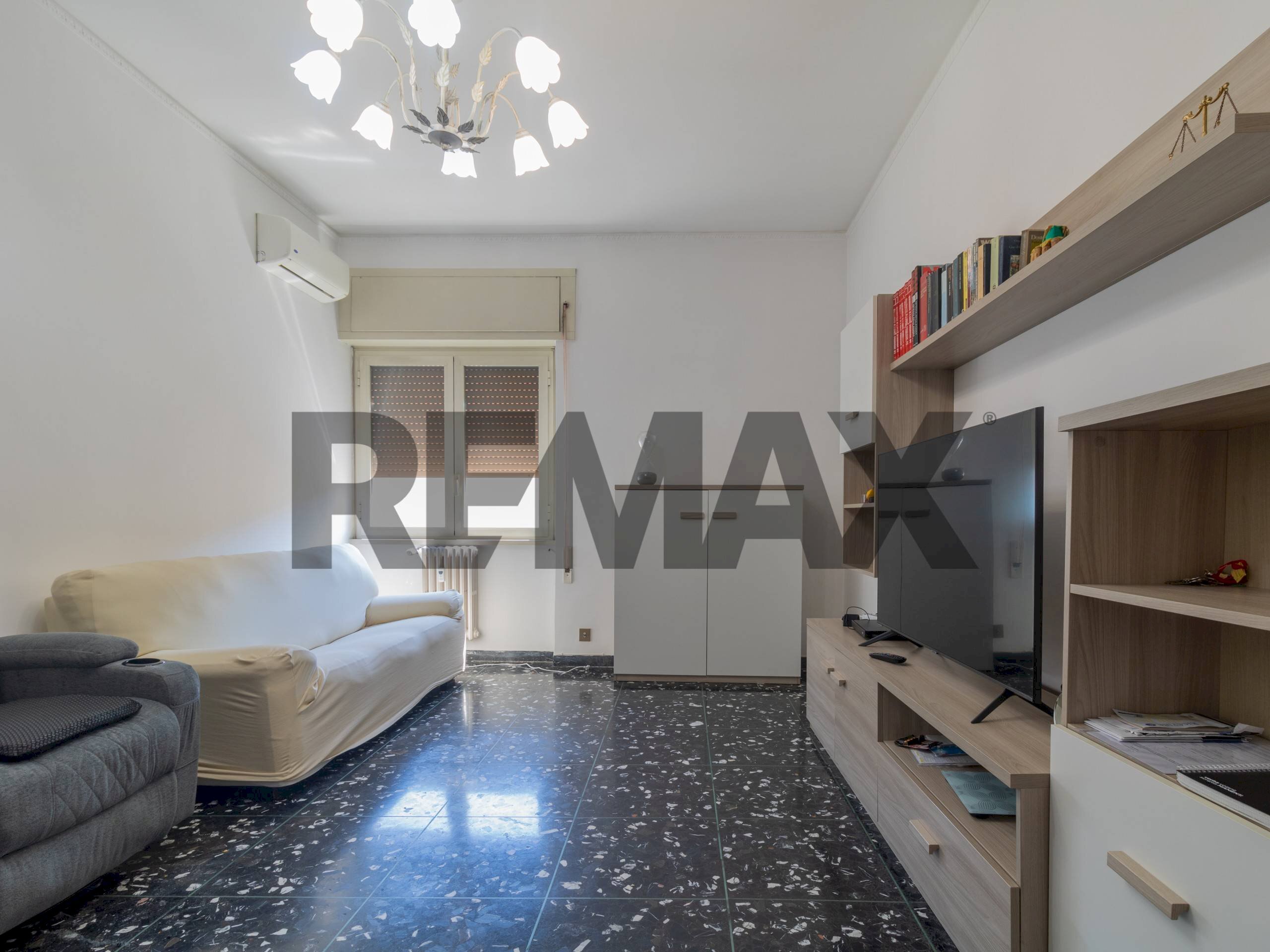 Soggiorno - Trilocale Via Delle Albizzie
 
6, Roma - foto 2