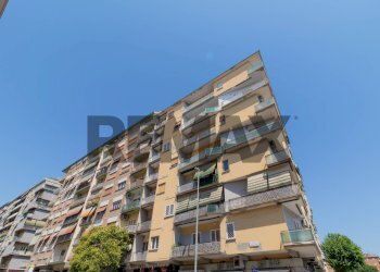 Edificio all\'aperto - Trilocale Via Delle Albizzie
6, Roma - foto 14