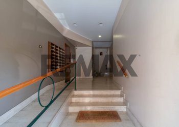 Ricezione / Lobby - Trilocale Via Delle Albizzie
6, Roma - foto 15