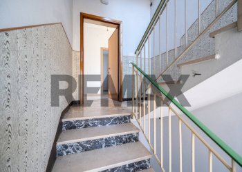 Scale - Semi-detached house Via Risorgimento
 
3, Langhirano - photo 4