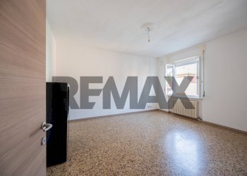 Stanza vuota - Semi-detached house Via Risorgimento
 
3, Langhirano - photo 9