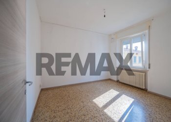 Stanza vuota - Semi-detached house Via Risorgimento
 
3, Langhirano - photo 27