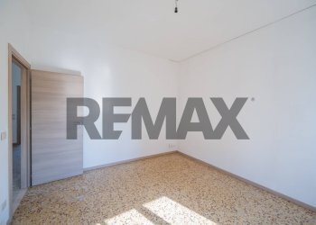 Stanza vuota - Semi-detached house Via Risorgimento
 
3, Langhirano - photo 28