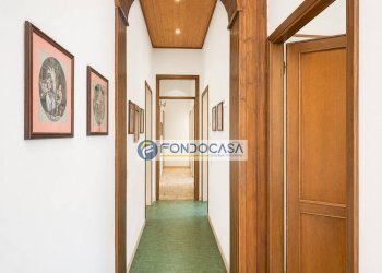 Disimpegno notte - Independent house Via Zeri, Carrara - photo 9