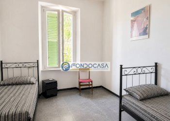 Camera matrimoniale - Independent house Via Zeri, Carrara - photo 19