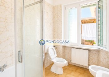 Bagno - Independent house Via Zeri, Carrara - photo 25