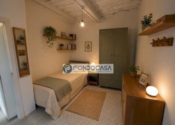 Camera da letto - Monolocale Via della posta
 
10, Massa - foto 3