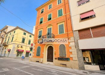 Esterno - Appartamento Via roma, Carrara - foto 1