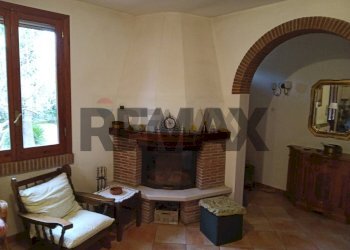 Soggiorno - Villa Via Portaturo
 
snc, Fondi - photo 40