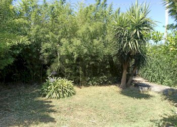 Giardino - Villa Via Portaturo
 
snc, Fondi - photo 48